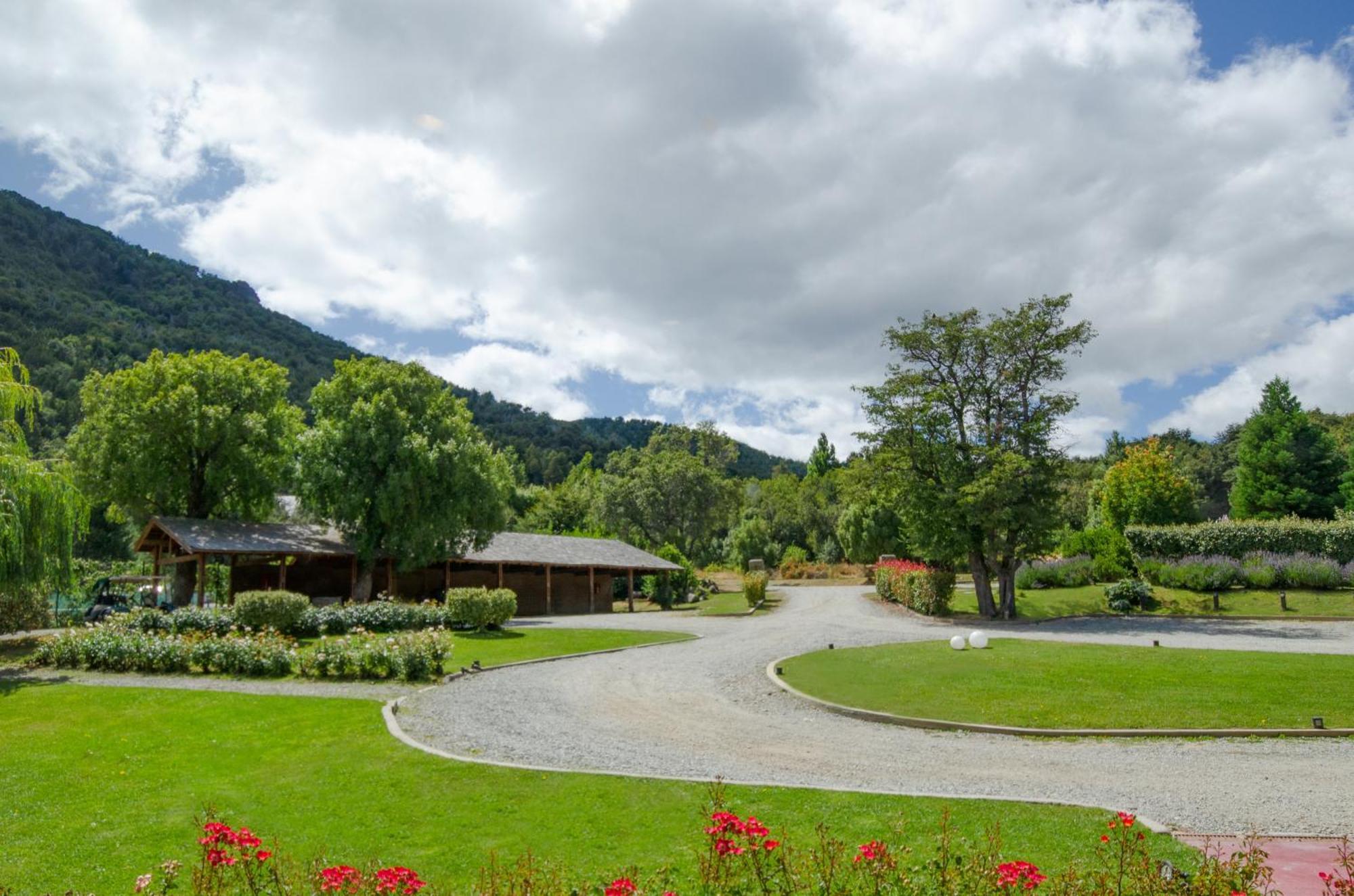 Arelauquen Lodge, A Tribute Portfolio Hotel Сан-Карлос-де-Барілоче Екстер'єр фото
